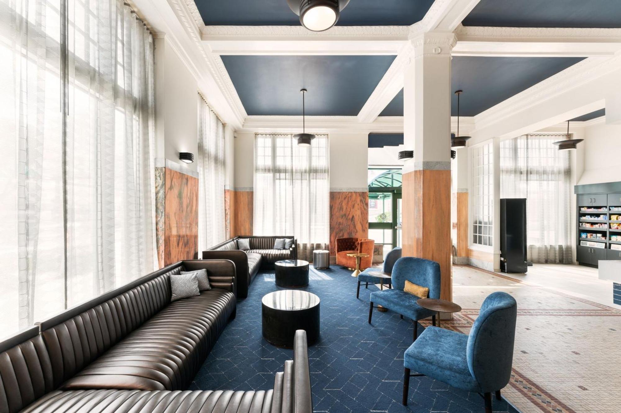 Hotel Courtyard By Marriott St. Petersburg Downtown Esterno foto