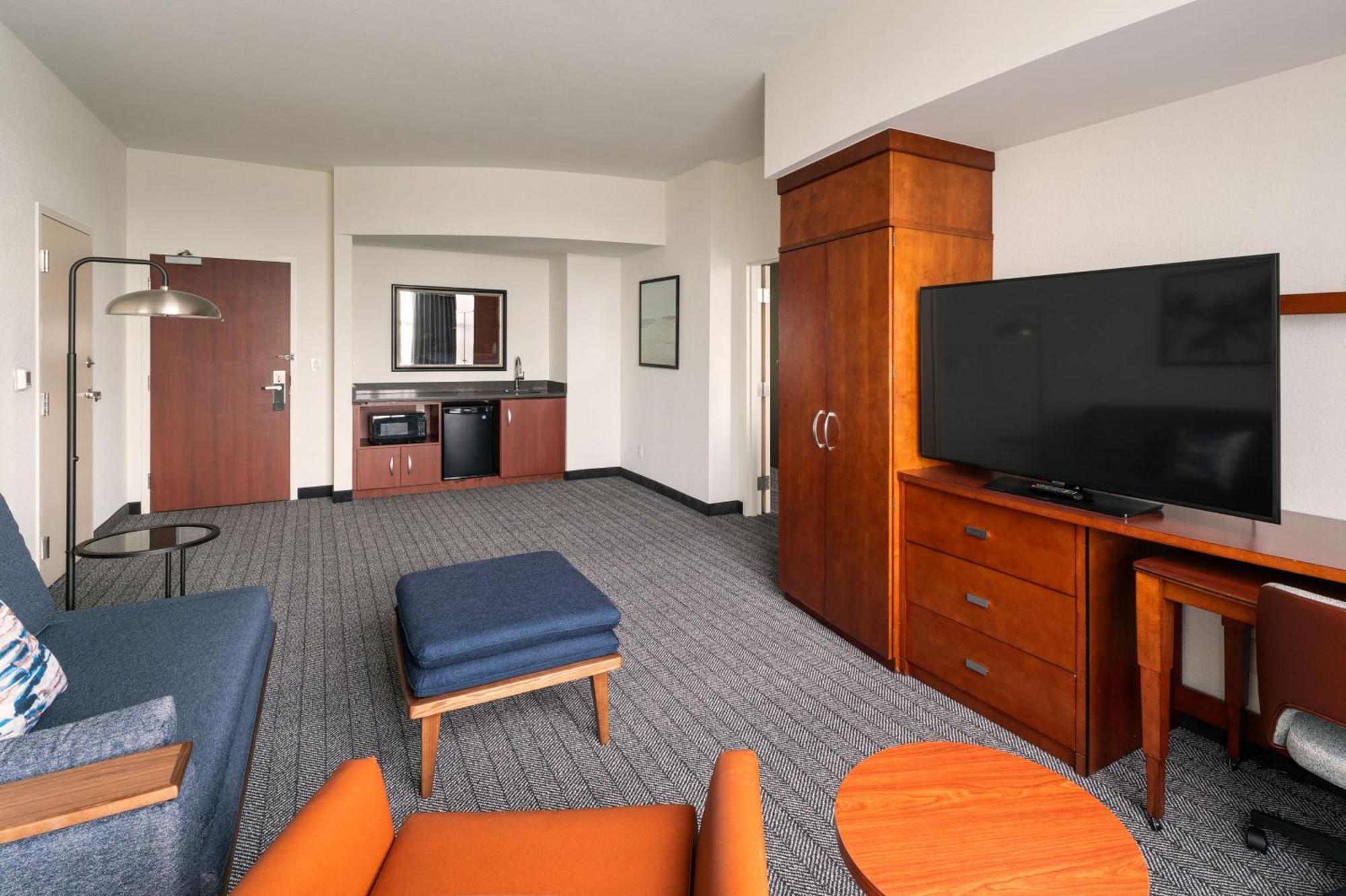 Hotel Courtyard By Marriott St. Petersburg Downtown Esterno foto