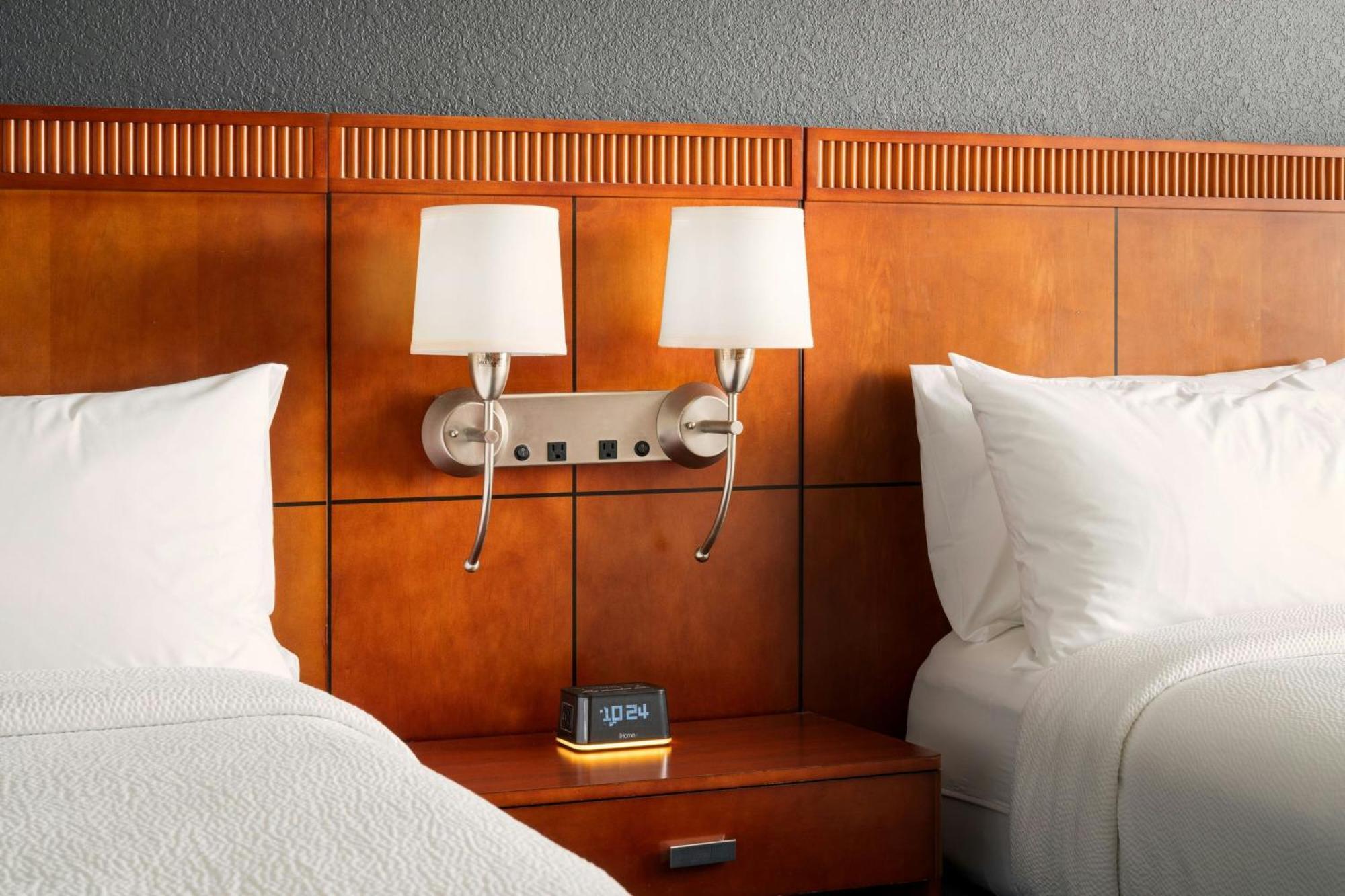 Hotel Courtyard By Marriott St. Petersburg Downtown Esterno foto