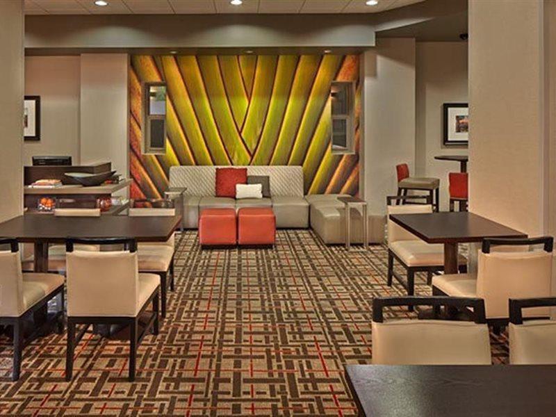 Hotel Courtyard By Marriott St. Petersburg Downtown Esterno foto
